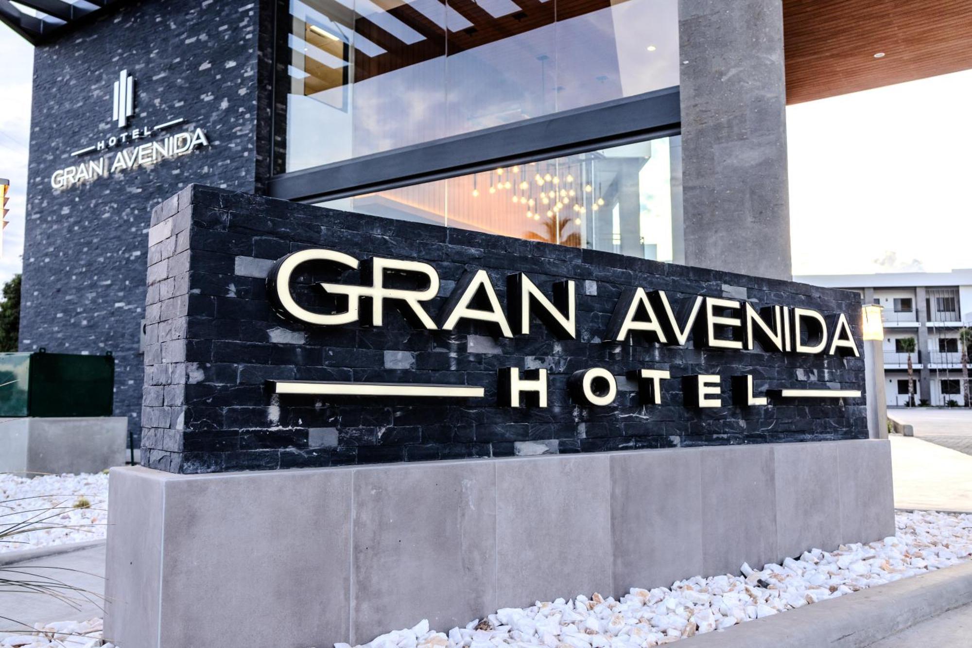 Hotel Gran Avenida, Navojoa Bagian luar foto